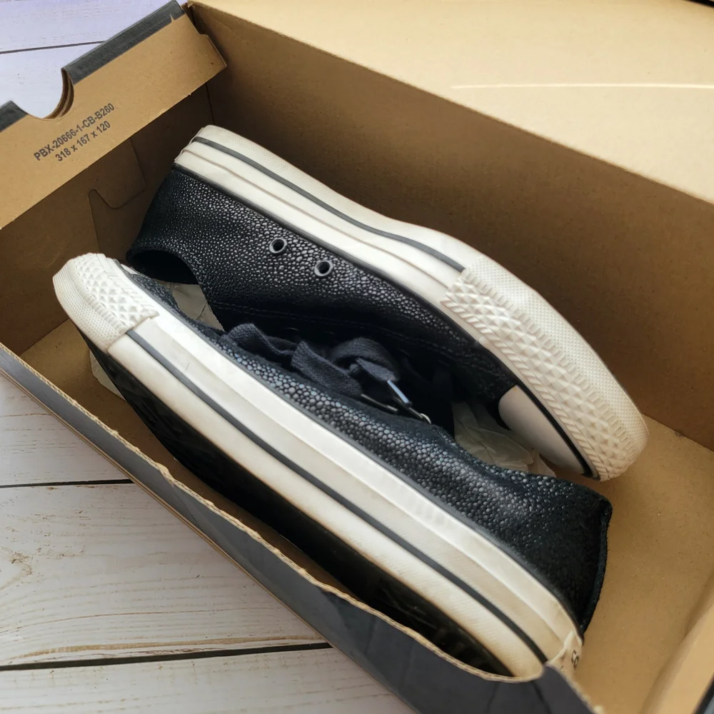 Converse Chuck Taylor All Star Black Glitter Sneakers White‎ Rubber Toe- Size 7